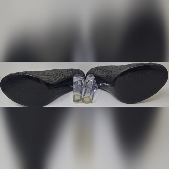 Elegant Black and Silver Heels - Picture 10 of 13